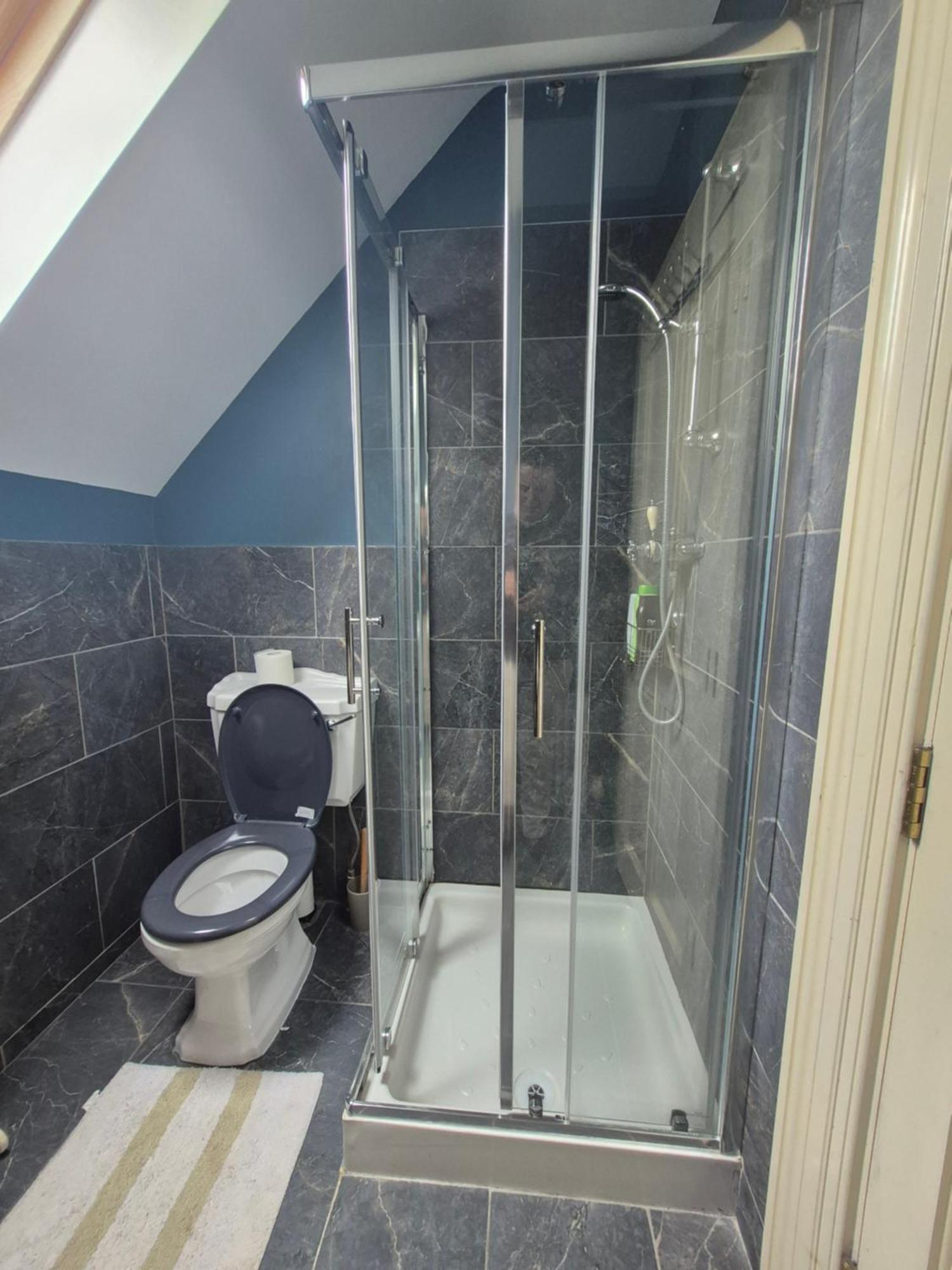 Ballinasloe Guest House In The Heart Of The Country ภายนอก รูปภาพ