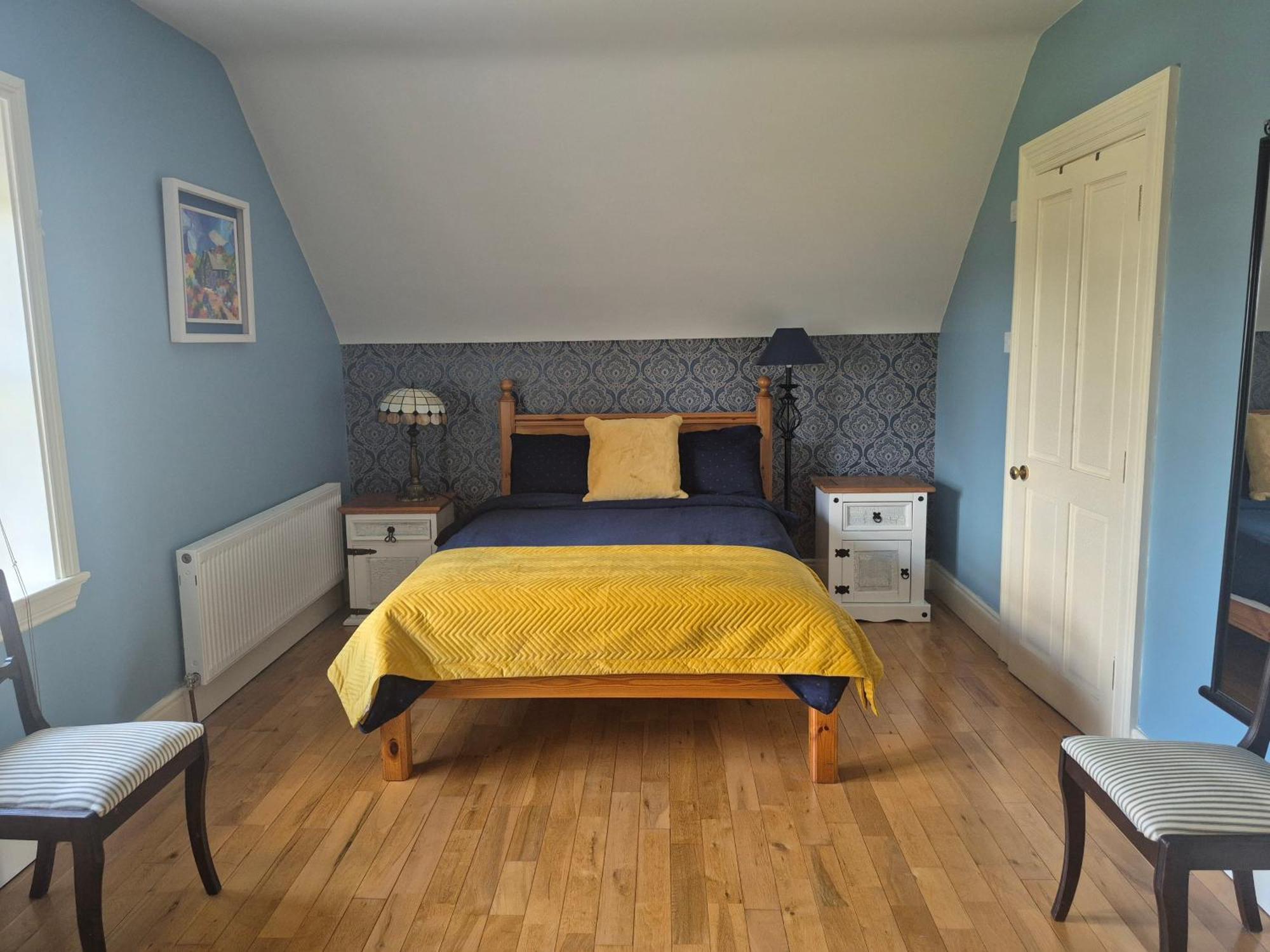 Ballinasloe Guest House In The Heart Of The Country ภายนอก รูปภาพ