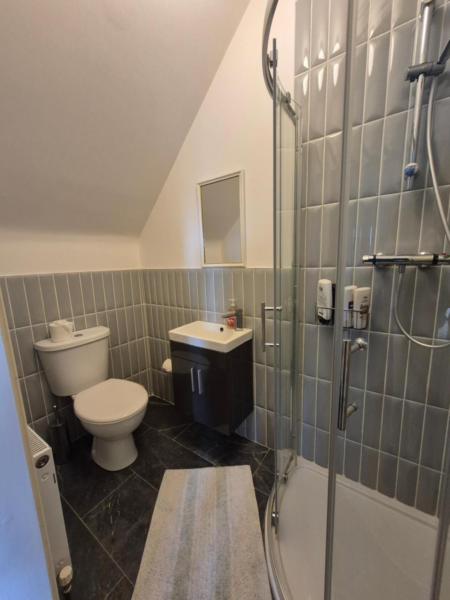 Ballinasloe Guest House In The Heart Of The Country ภายนอก รูปภาพ